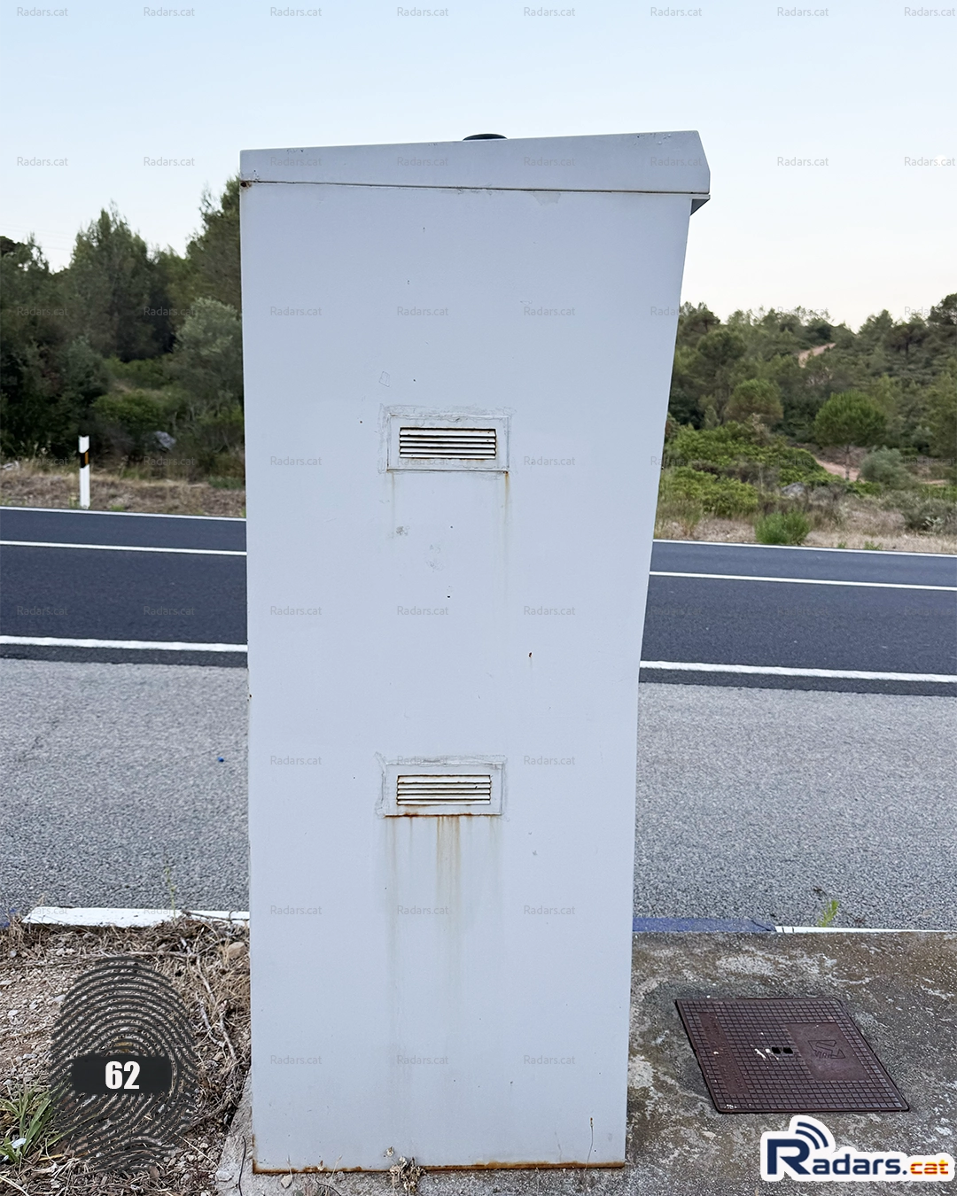 Imatge amb les quotes de les tres cares del radar lateral cirà500