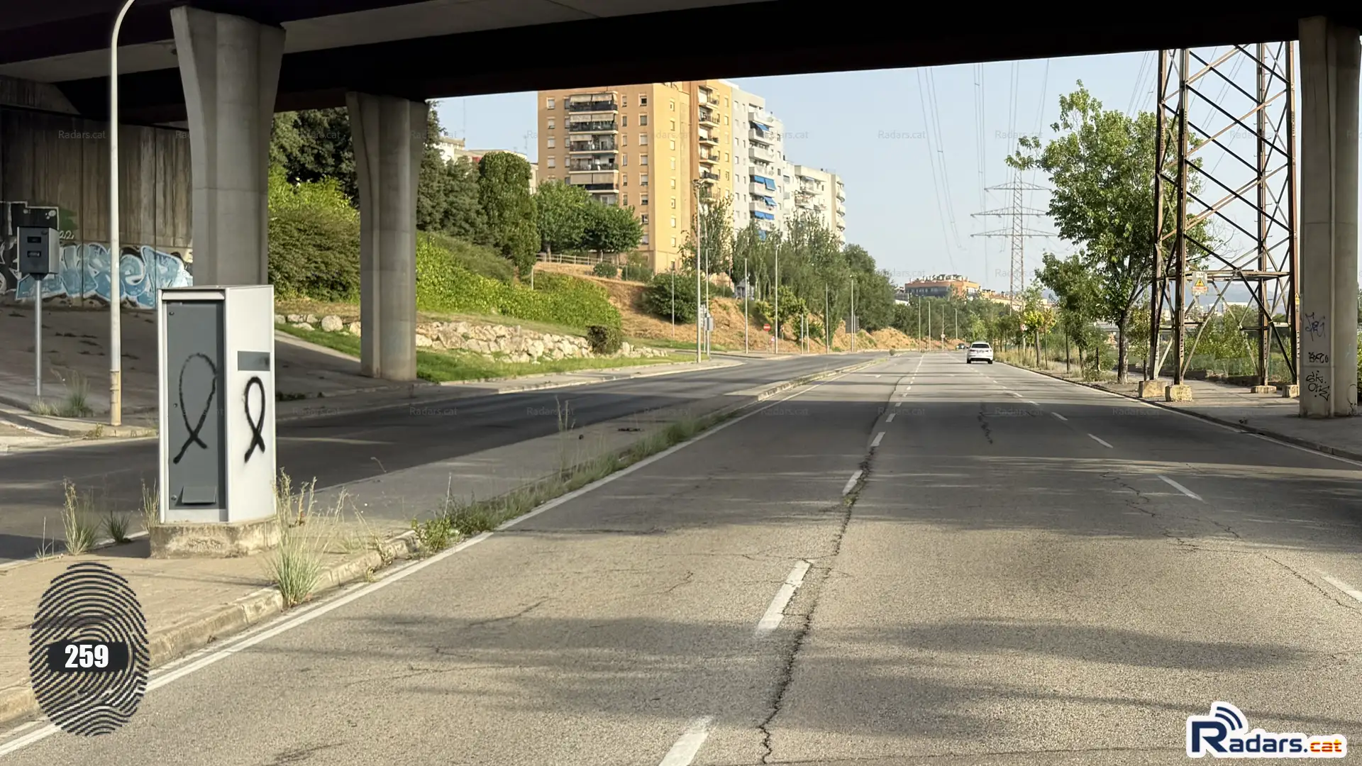 000259 fotografia radar velocitat multaradar c terrassa avinguda valles 181 bis v2 primer pla posterior ca v01