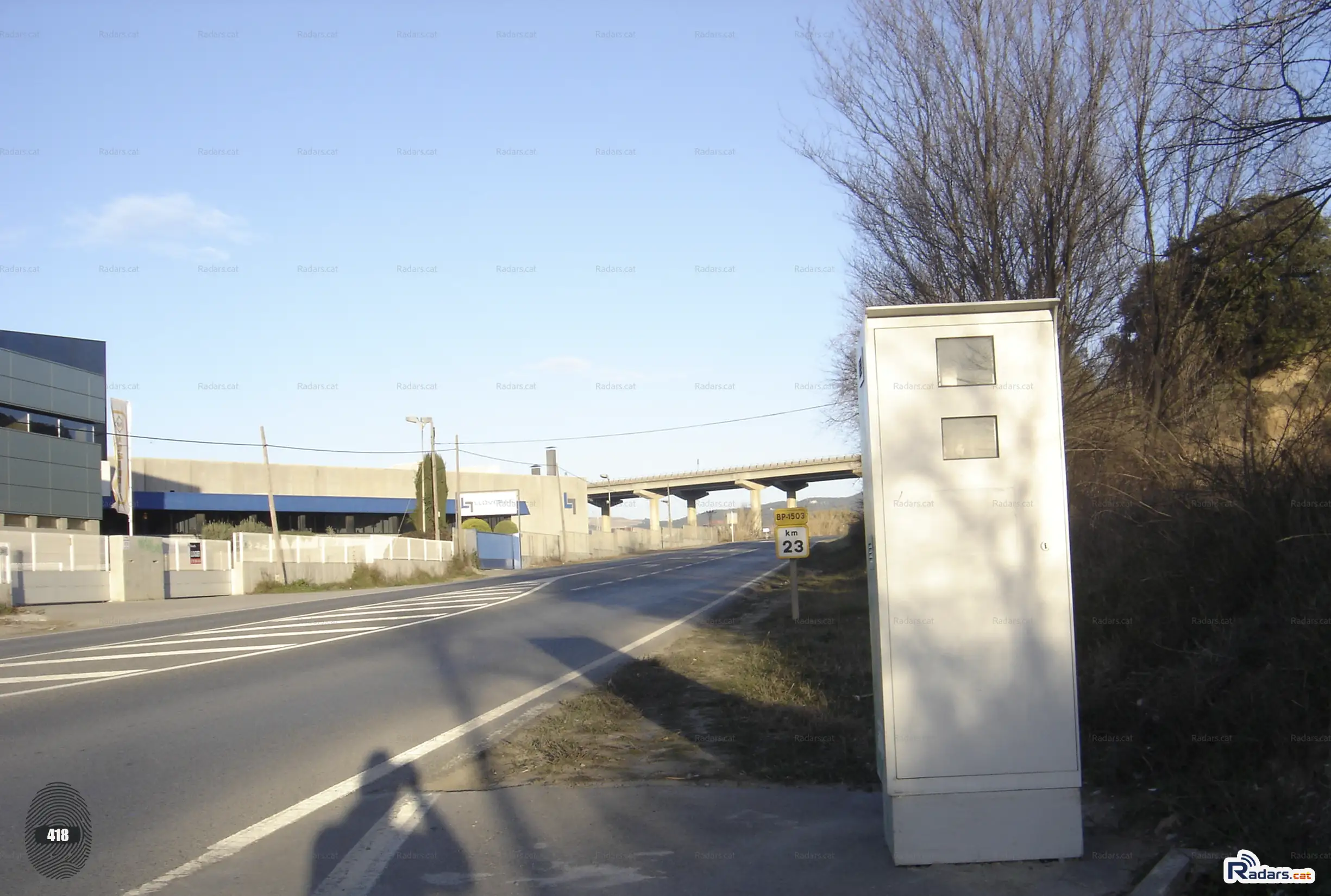 Radar Velocitat Terrassa Multanova BP-1503 KM 22,9 - Primer pla frontal HERO